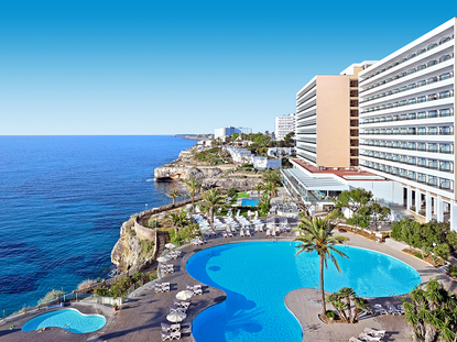 Entdecken Sie die Schönheit von Cales de Mallorca: Ein Paradies an der Ostküste Mallorcas