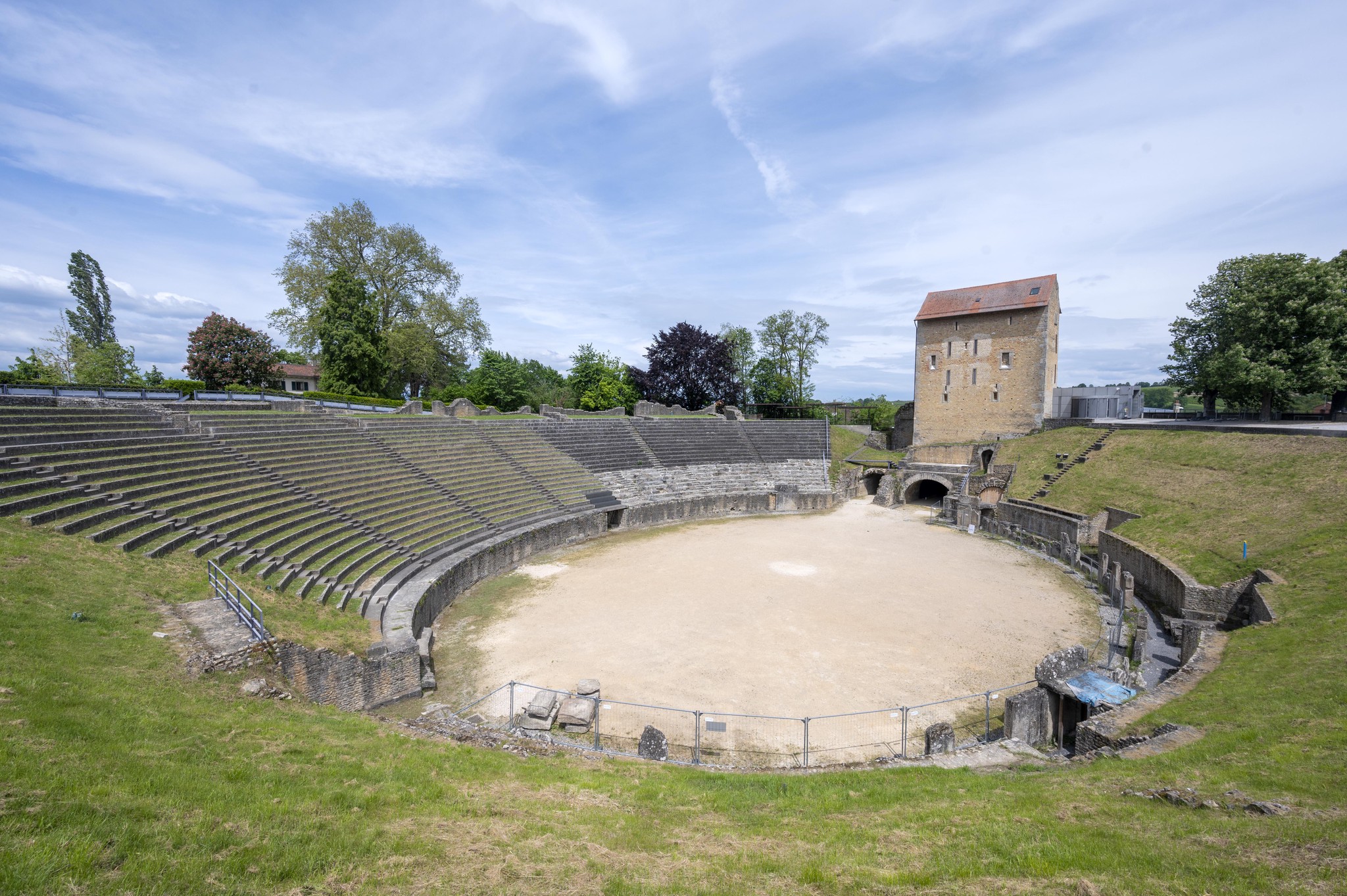 Entdecken Sie das historische Avenches: Eine kulturelle Perle der Schweiz