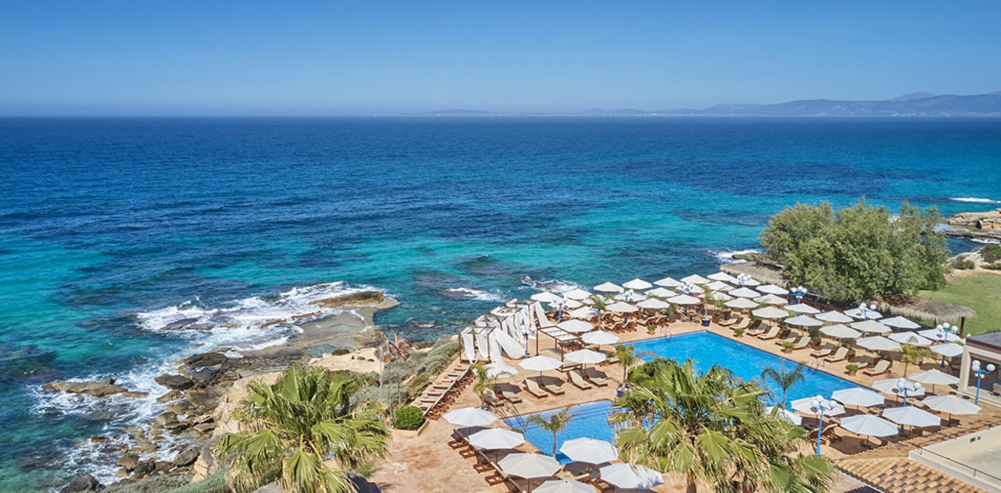 Erleben Sie Luxus und Entspannung: Die faszinierenden Beach Clubs auf Mallorca
