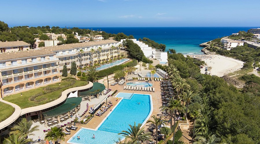 Erkunden Sie die Schönheit von Cala Mandia auf Mallorca