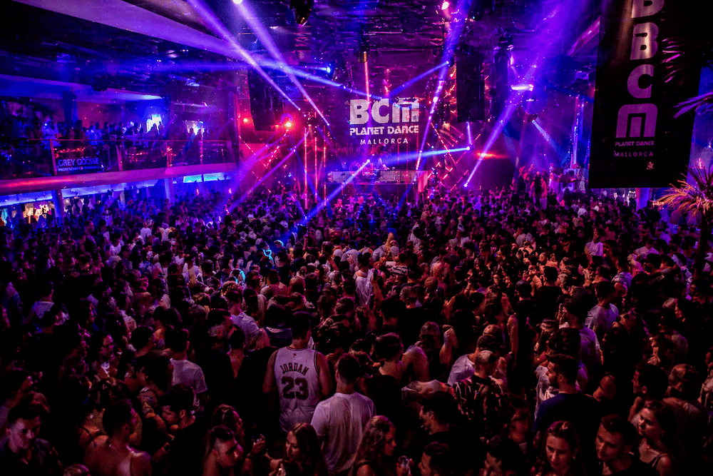 Erkunden Sie die aufregende Clubszene in Palma